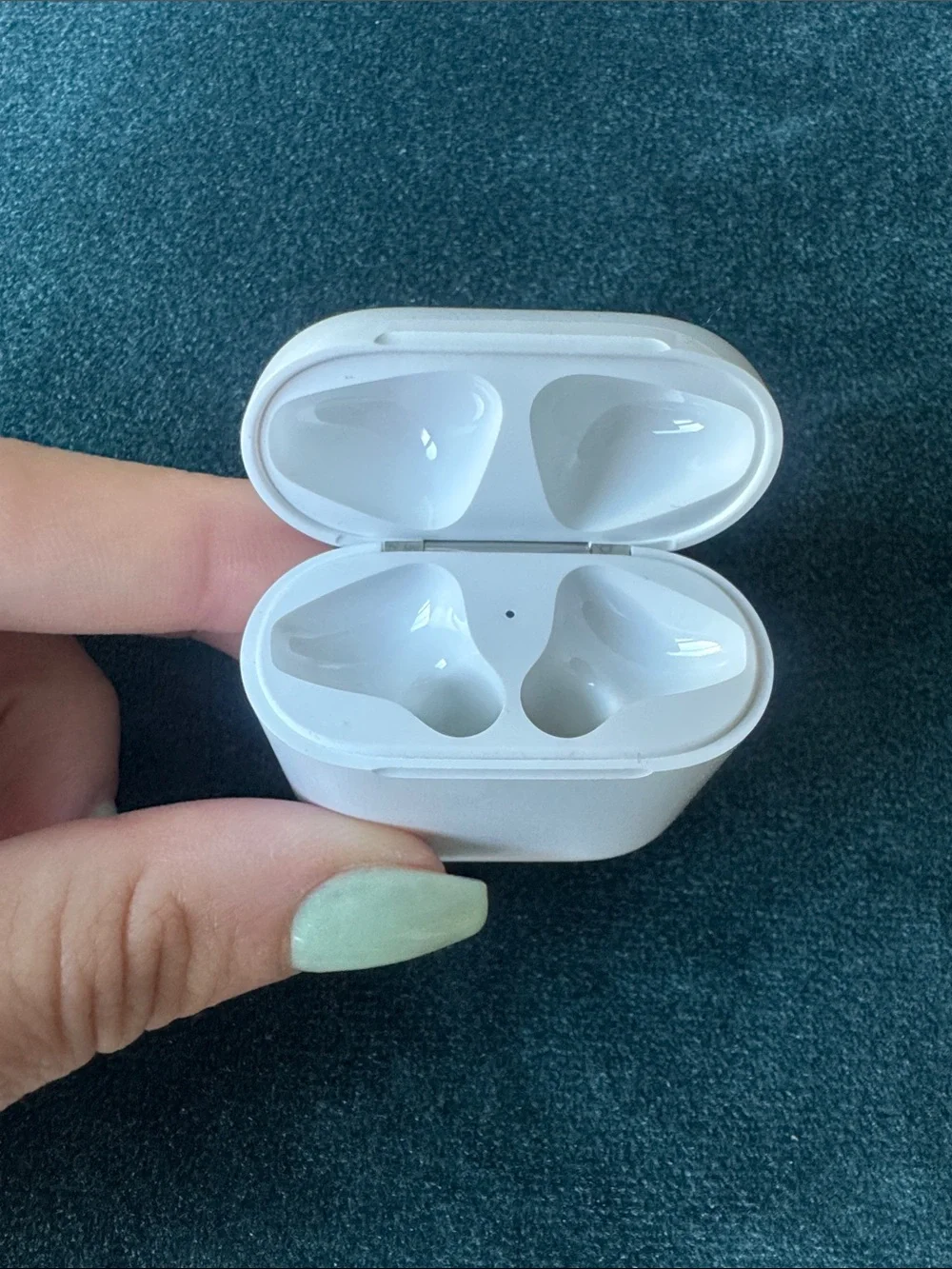 Official Apple AirPod 2 Replacement Case - BRAND NEW